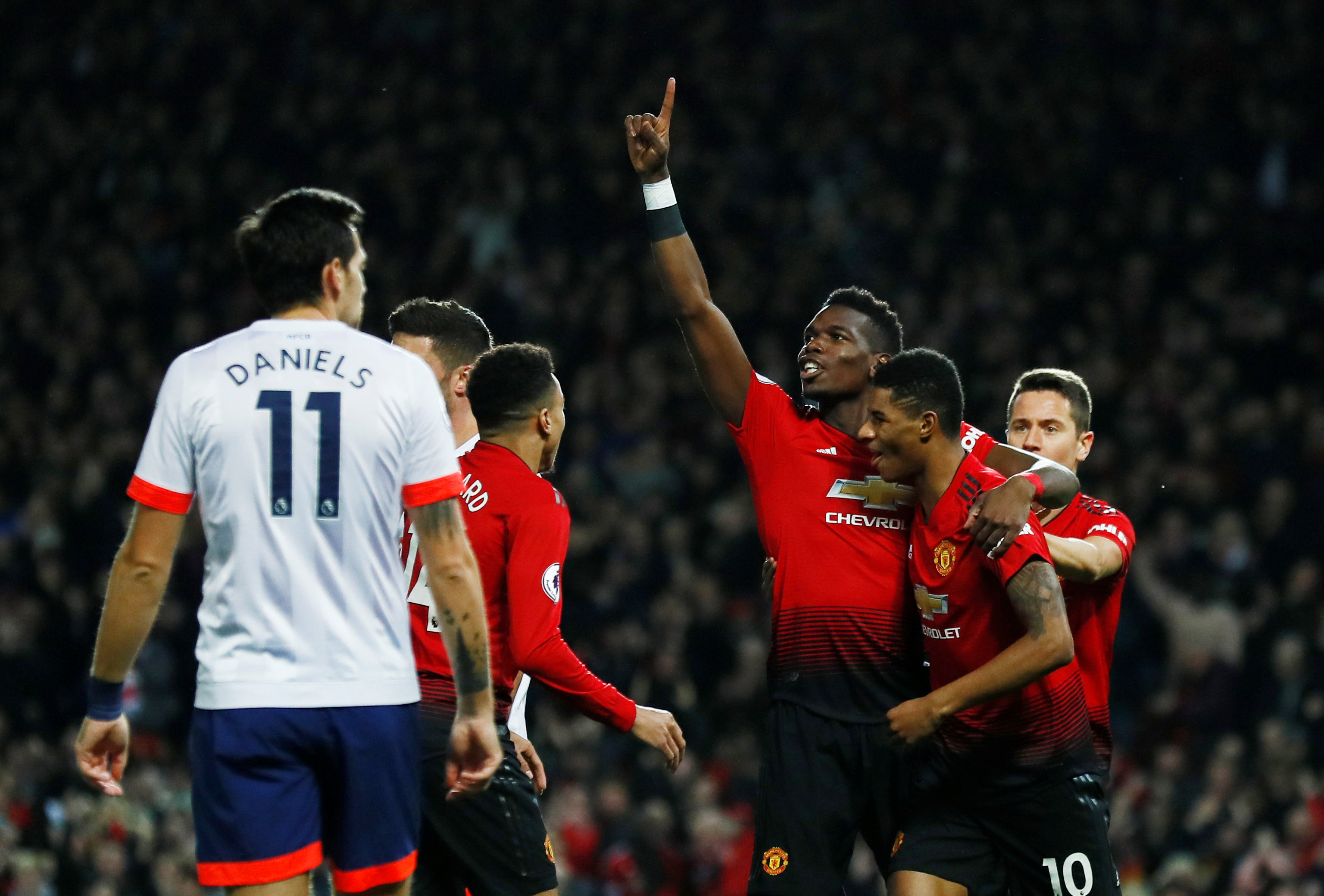 更高舞台的 更高舞台的